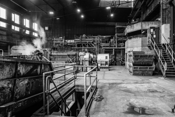 Industrie Produktionshalle mit Maschinen